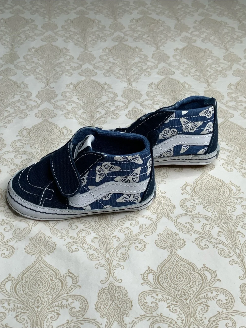 Infant Vans Sk8-Hi Crib Shoes Size 4.0 Navy Butterfly